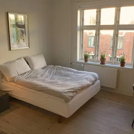 Canal Calm Apartment